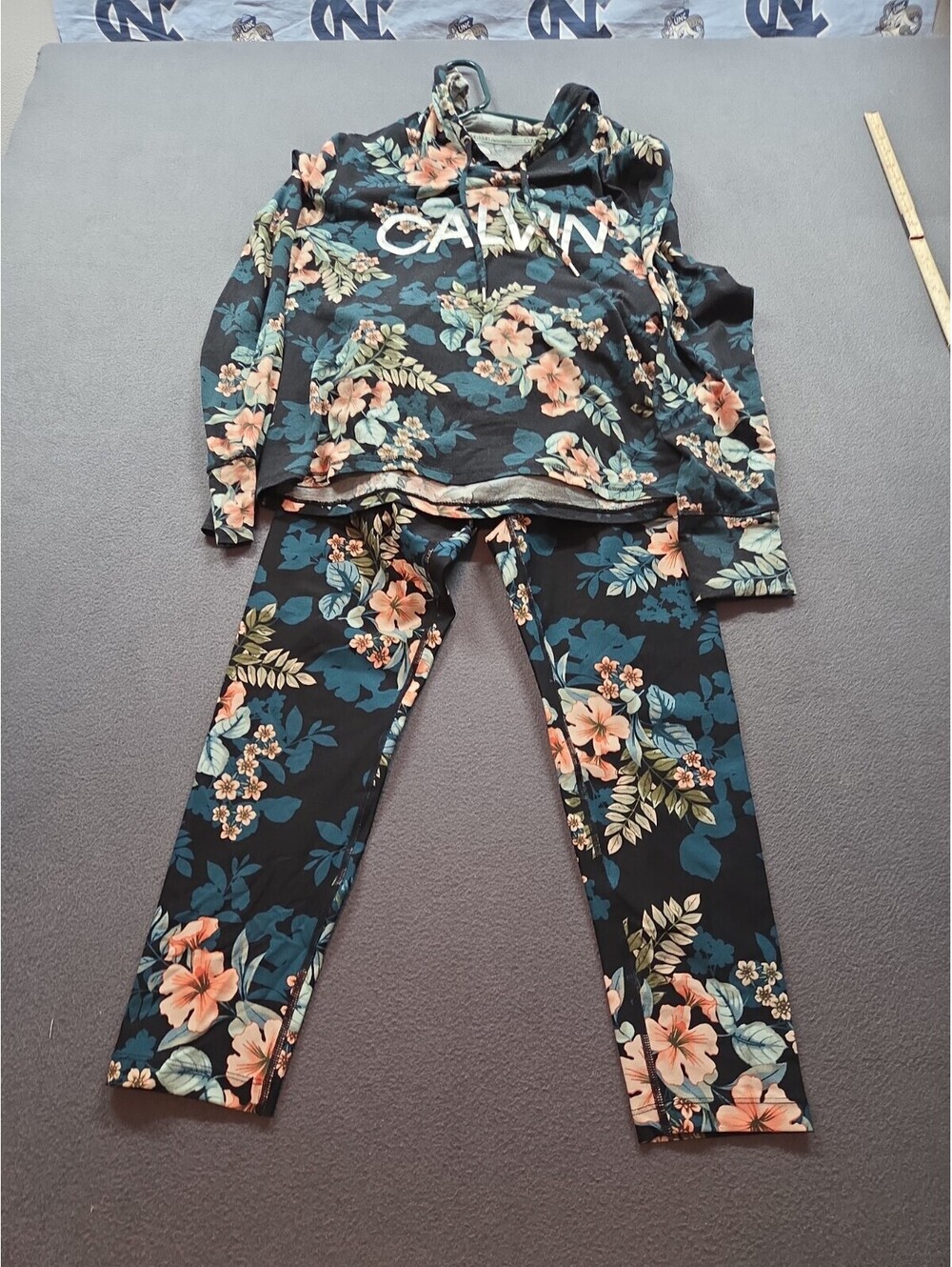 women's black floral activewear by Calvin Klein size M